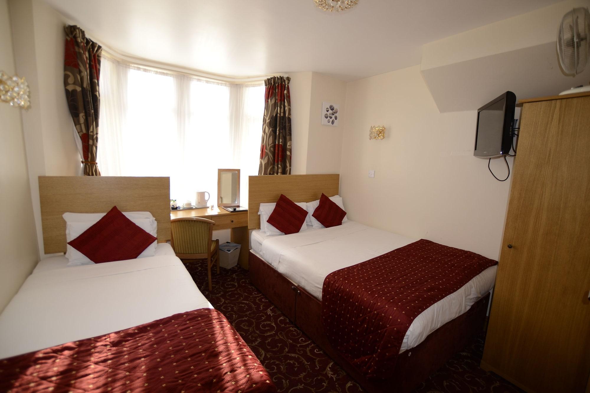 Britannia Inn Hotel Ilford Extérieur photo